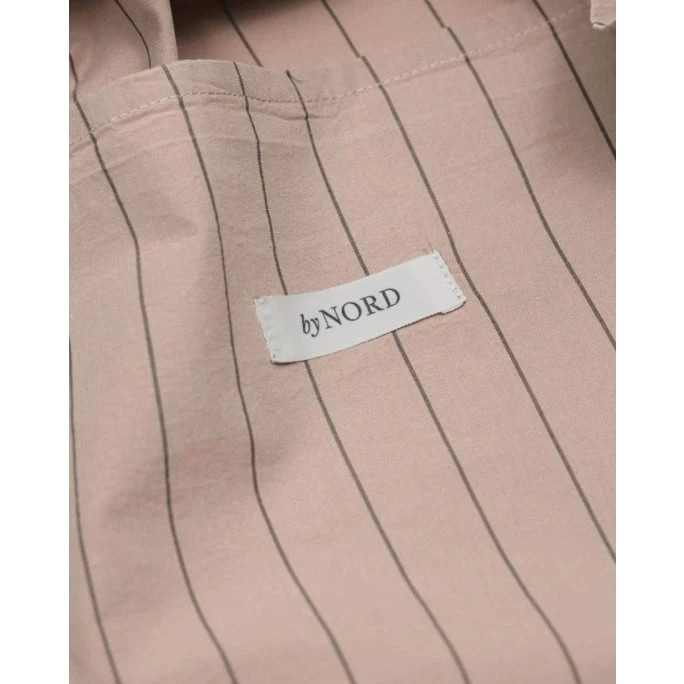 ByNORD Dagny Bio Bettwäsche-Set Aus Perkal - 135x200 / 80x80 Cm - Straw White Bark 6 ByNORD Dagny Bio Bettwäsche-Set Aus Perkal - 135x200 / 80x80 Cm - Straw White Bark – Bild 4