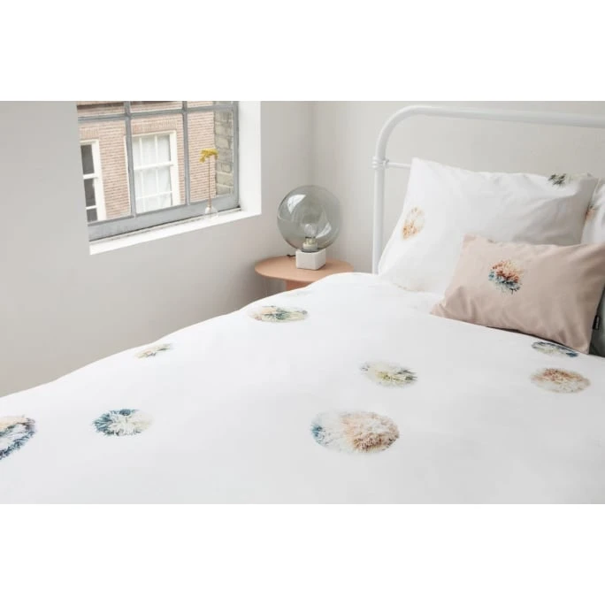 SNURK Pom Pom Bettwäsche-Set - 155x220 / 80x80 Cm - Weiß 4 SNURK Pom Pom Bettwäsche-Set - 155x220 / 80x80 Cm - Weiß – Bild 2