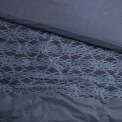 Damai Basha Bettwäsche-Set Aus Bio-Baumwolle - 135x200 / 80x80 Cm - Indigo 7 Damai Basha Bettwäsche-Set Aus Bio-Baumwolle - 135x200 / 80x80 Cm - Indigo -Moooi Shop unnamed file 1480