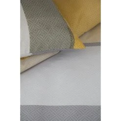 Beddinghouse Colorful Summer Bettwäsche-Set - 155x220 / 80x80 Cm - Gold 12 Beddinghouse Colorful Summer Bettwäsche-Set - 155x220 / 80x80 Cm - Gold -Moooi Shop unnamed file 1524