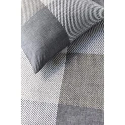 Beddinghouse Jim Bettwäsche-Set - 155x220 / 80x80 Cm - Taupe 10 Beddinghouse Jim Bettwäsche-Set - 155x220 / 80x80 Cm - Taupe -Moooi Shop unnamed file 1538