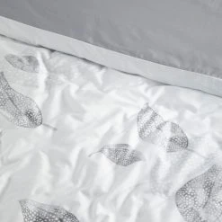 Cinderella Carly Satin Wendebettwäsche-Set - 135x200 / 80x80 Cm - Grey 7 Cinderella Carly Satin Wendebettwäsche-Set - 135x200 / 80x80 Cm - Grey -Moooi Shop unnamed file 1565