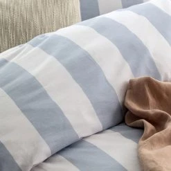 Cinderella Jacky Bettwäsche-Set Aus Renforcé-Baumwolle - 135x200 / 80x80 Cm - Soft Blue 8 Cinderella Jacky Bettwäsche-Set Aus Renforcé-Baumwolle - 135x200 / 80x80 Cm - Soft Blue -Moooi Shop unnamed file 355