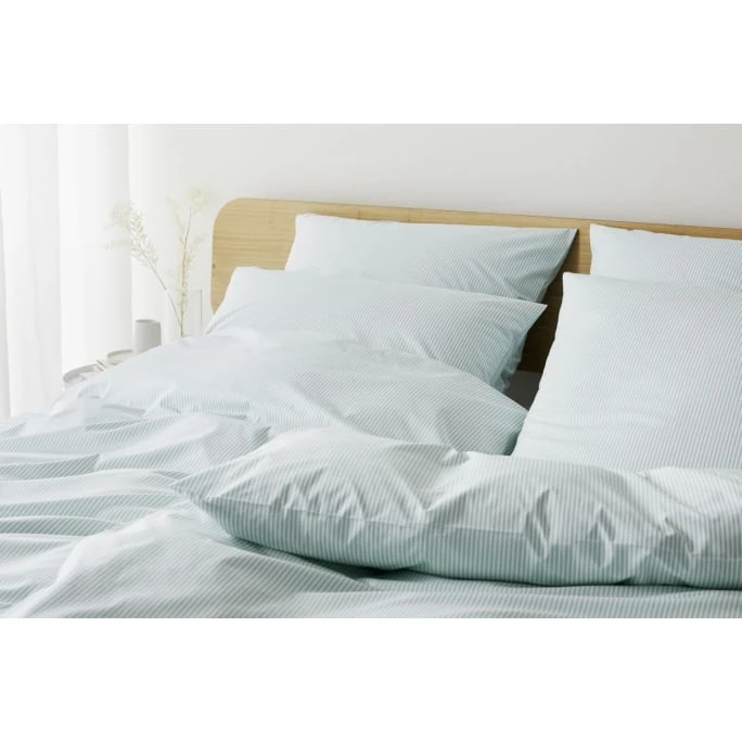 Elegante Classico Perkal Bettwäsche-Set - 135x200 / 80x80 Cm - Salbei 4 Elegante Classico Perkal Bettwäsche-Set - 135x200 / 80x80 Cm - Salbei – Bild 2