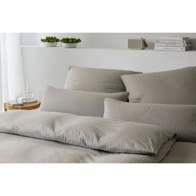 Elegante Solid Stripe Mako-Jersey Bettwäsche - 135x200 / 40x80 Cm - Sand 4 Elegante Solid Stripe Mako-Jersey Bettwäsche - 135x200 / 40x80 Cm - Sand – Bild 2