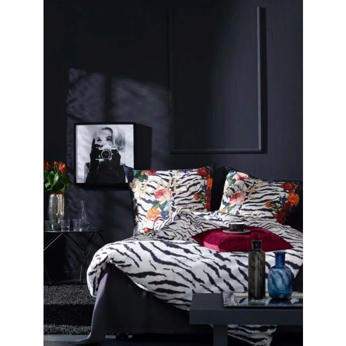 Apelt Johnny Bettwäsche-Set Aus Satin - 140x200 / 70x90 (AT) Cm - Weiß/schwarz/gold 4 Apelt Johnny Bettwäsche-Set Aus Satin - 140x200 / 70x90 (AT) Cm - Weiß/schwarz/gold – Bild 2