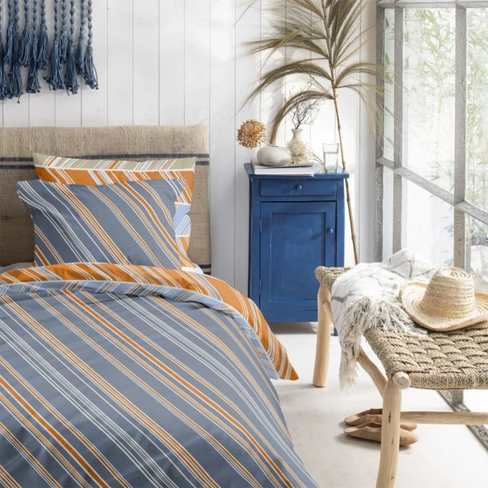 Cinderella Kites Wendebettwäsche-Set - 135x200 / 80x80 Cm - Burned Orange 5 Cinderella Kites Wendebettwäsche-Set - 135x200 / 80x80 Cm - Burned Orange – Bild 3