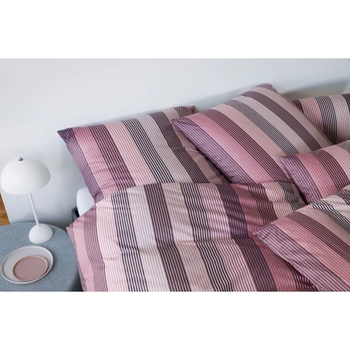 Elegante Brilliant Bettwäsche-Set Aus Mako-Jersey - 135x200 / 40x80 Cm - Weinrot 4 Elegante Brilliant Bettwäsche-Set Aus Mako-Jersey - 135x200 / 40x80 Cm - Weinrot – Bild 2