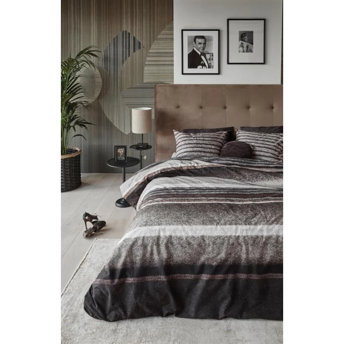 Riviera Maison Rivièra Maison Mohair Bettwäsche-Set - 135x200 / 80x80 Cm - Braun 4 Riviera Maison Rivièra Maison Mohair Bettwäsche-Set - 135x200 / 80x80 Cm - Braun – Bild 2