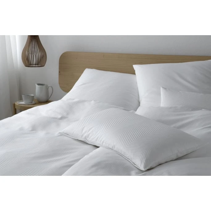 Elegante Canova Bettwäsche-Set Aus Mako-Satin - 135x200 / 80x80 Cm - Weiß 4 Elegante Canova Bettwäsche-Set Aus Mako-Satin - 135x200 / 80x80 Cm - Weiß – Bild 2