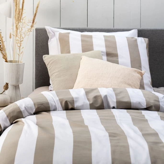 Cinderella Jacky Bettwäsche-Set Aus Renforcé-Baumwolle - 135x200 / 80x80 Cm - Natural 4 Cinderella Jacky Bettwäsche-Set Aus Renforcé-Baumwolle - 135x200 / 80x80 Cm - Natural – Bild 2