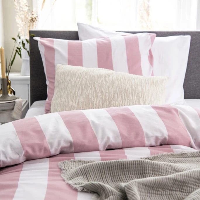 Cinderella Jacky Bettwäsche-Set Aus Renforcé-Baumwolle - 135x200 / 80x80 Cm - Pink 4 Cinderella Jacky Bettwäsche-Set Aus Renforcé-Baumwolle - 135x200 / 80x80 Cm - Pink – Bild 2