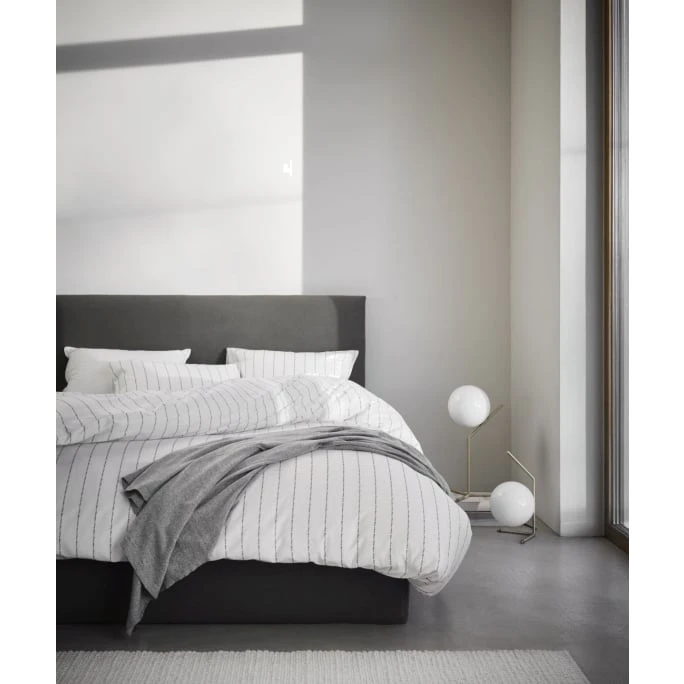 Marc O'Polo Jora Satin Bettwäsche-Set - 155x220 / 80x80 Cm - White 4 Marc O'Polo Jora Satin Bettwäsche-Set - 155x220 / 80x80 Cm - White – Bild 2