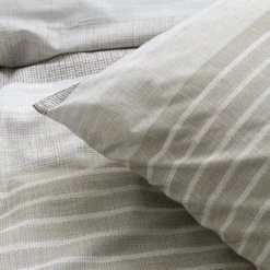 Cinderella Crony Bettwäsche-Set - 135x200 / 80x80 Cm - Sand 7 Cinderella Crony Bettwäsche-Set - 135x200 / 80x80 Cm - Sand -Moooi Shop unnamed file 971